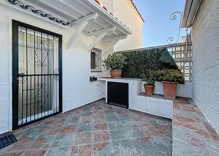 Prázdninový dům Rosales Casa Vistas Al Mar Y Piscina Comunitari *